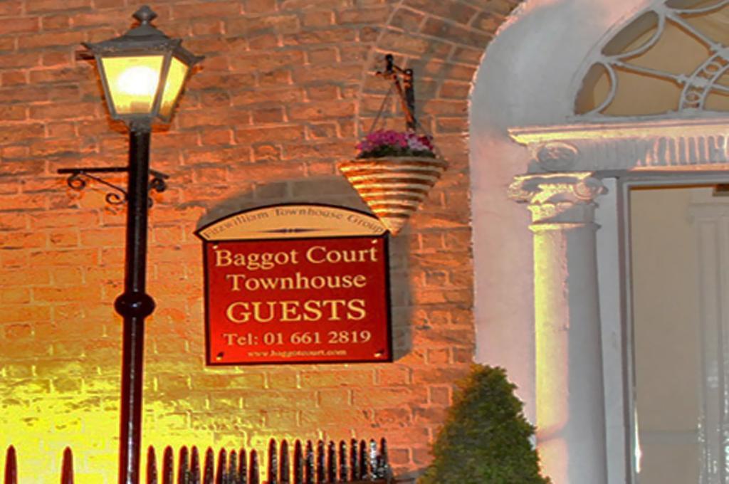 Отель Baggot Court Townhouse Дублин Экстерьер фото